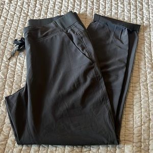 Athleta Cropped Pant